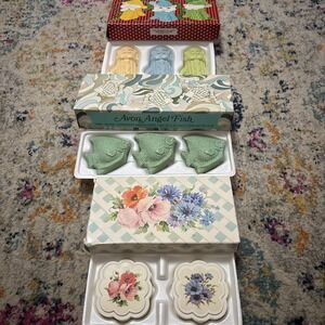 3 Box VINTAGE AVON SOAP COLLECTION Qty 8 Kitten Mitten Angel Fish Floral Garden